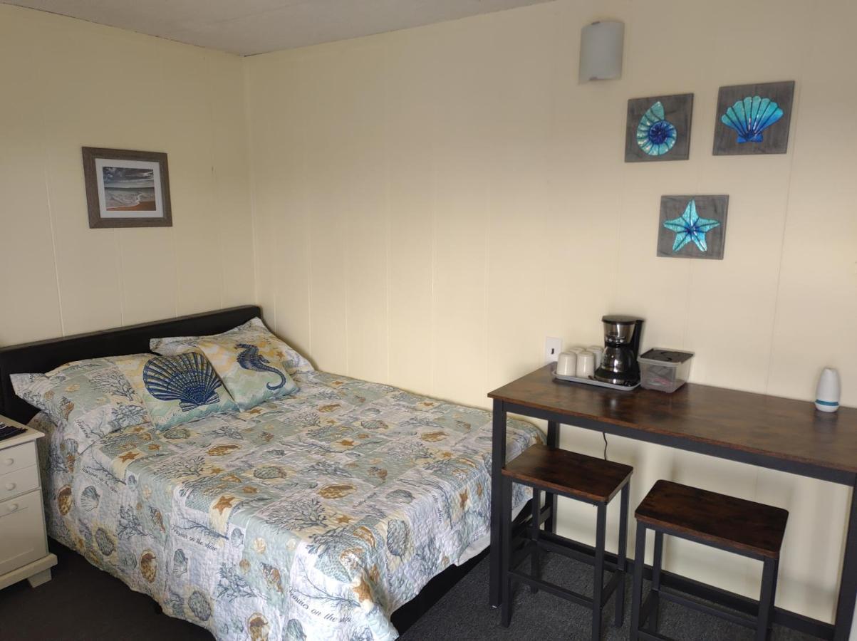 Pilgrim'S Pride Motel Wildwood Kültér fotó